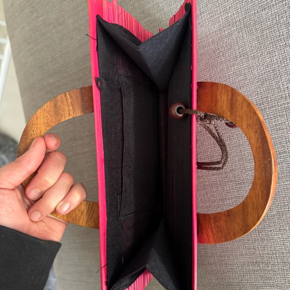 One of a kind pink wooden clutch bag - Picture 3 of 4